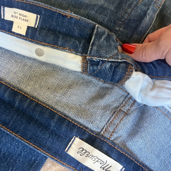Madewell 11” High Rise Flare, Sz 31 - Picture 2 of 4